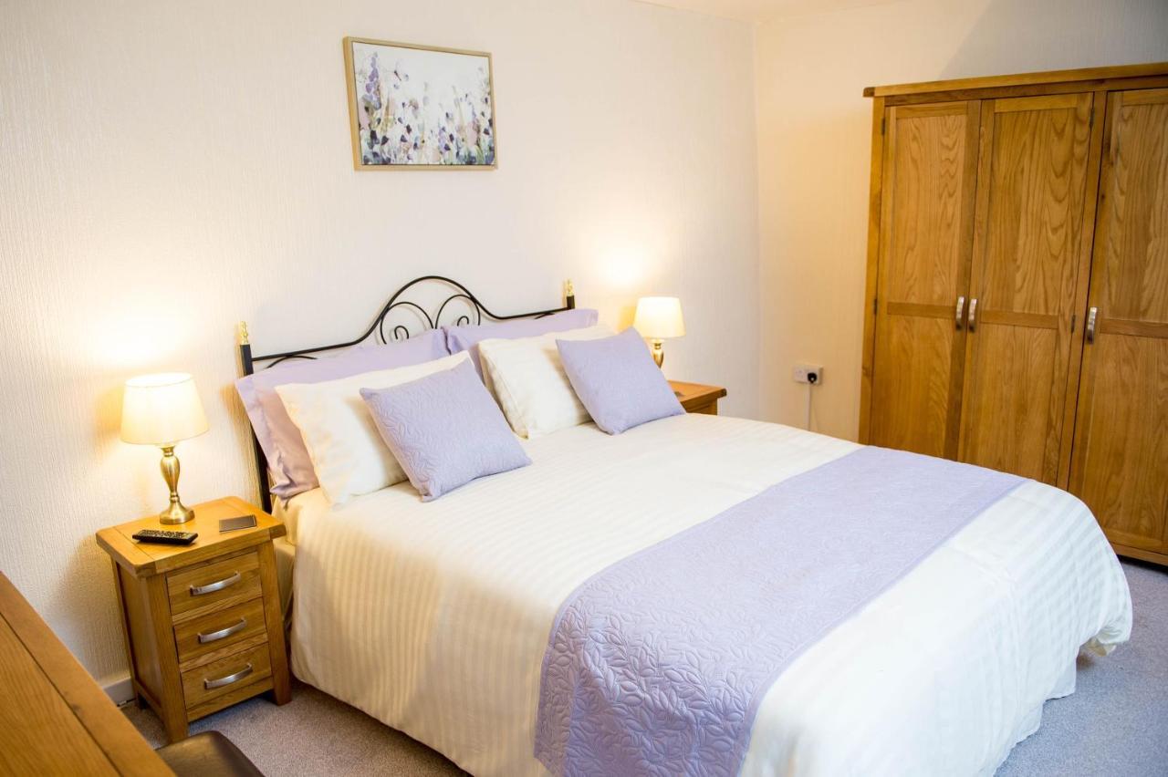 Awel Taf- Central Cottage Ideal For Families, With Parking St Clears Kültér fotó